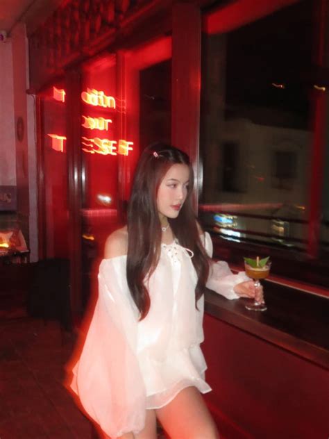 Hot girl Sài thành là bạn gái tin đồn của HIEUTHUHAI