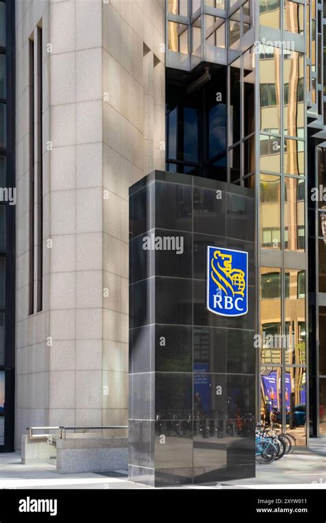 Rbc royal bank logo hi-res stock photography and images - Alamy