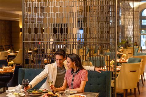 Fairmont Hotel Vancouver - Luxury Hotel in Vancouver
