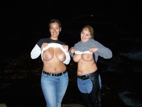 Hot Babes IMG Porn Pic