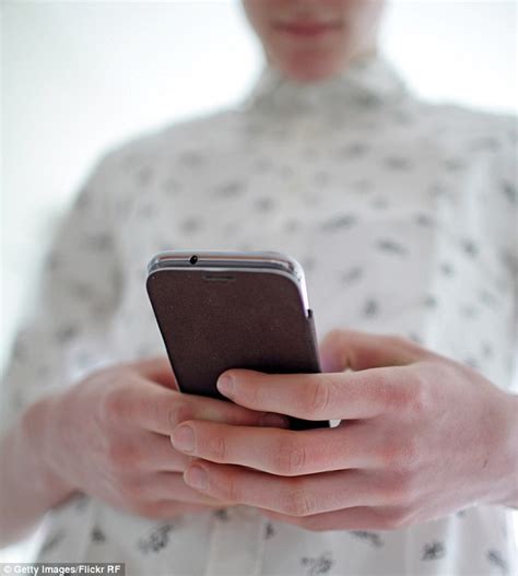 Married Woman Escapes Jail After Sending Nude Photos To Son S Best Friend Daily Mail Online