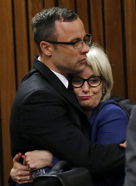 Reeva Steenkamp And Oscar Pistorius Kissing