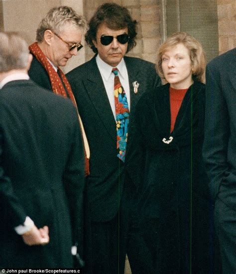 MyQueen: Mary Austin