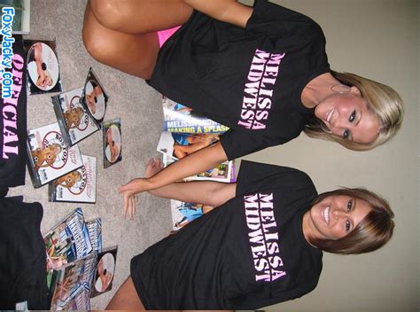 Pictures Of Teen Cutie Foxy Jacky Hanging Out With Melissa Midwest Porn Pictures XXX Photos