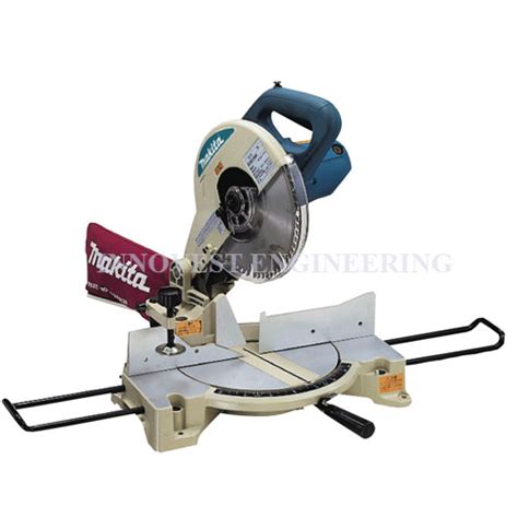 Makita LS1040 Compound Miter Saw - Innovest Engineering & Co