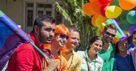 Serbie La Gay Pride Annul E Pour La Troisi Me Fois Marie Claire