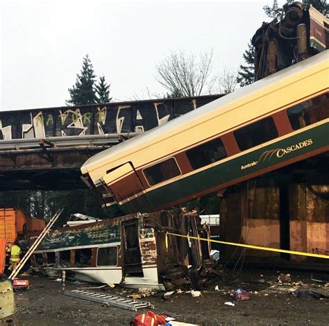 Amtrak Train Washington Derailment Cause Under Investigation