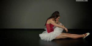 Big Boobs Super Flexible Gymnast Petino Gore Porn Videos