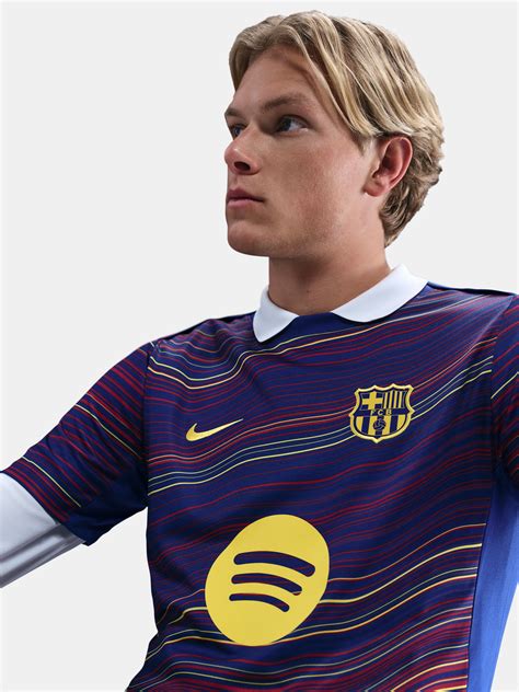 Camiseta Pre-partido primera equipación FC Barcelona 25/26 – Barça