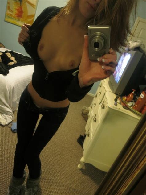 Amateur Lovers Aps Porn Pic