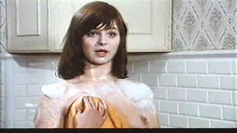 Naked Azucena Hernández in Las eróticas vacaciones de Stela