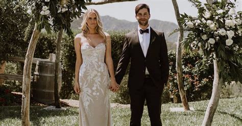 Josh Peck And Paige Obrien Wedding Pictures Popsugar Celebrity