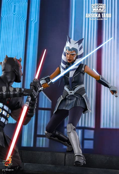 Star Wars The Clone Wars Ahsoka Tano 1 6 Hot Toys