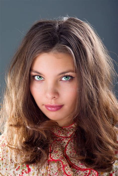 Belle Fille Sexy De Brunette Photo Stock Image Du Sensuel Femmes