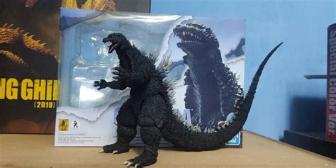 Sh Monsterarts Godzilla 2002 Hobbies And Toys Collectibles