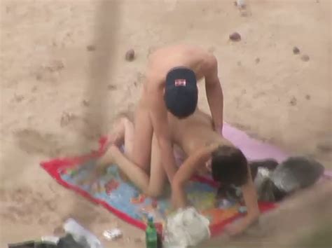 Passionate Sex Caught On The Beach Voyeur Videos