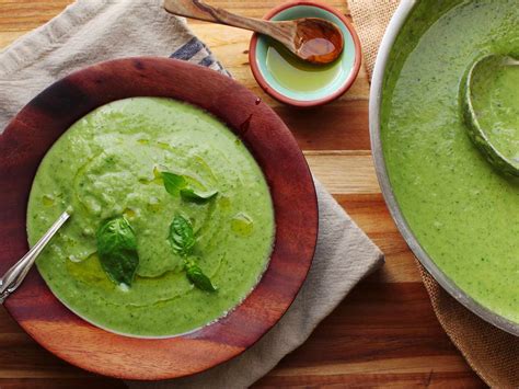 Easy Summery Zucchini Basil Soup Recipe