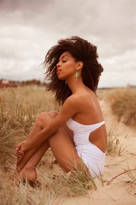 Hot Sexy Briana King Bikini Pics