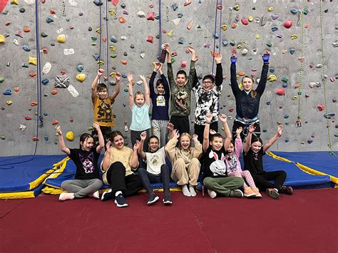 Скалодром Эверест активный отдых, развлечение для детей и спортивная ...