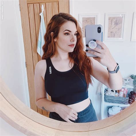 Cherry Wallis Nude OnlyFans Leaks Fappening FappeningBook