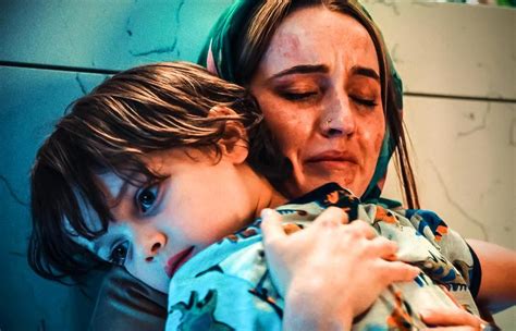 What Happened to Belle Gibsons Son from Netflixs Apple Cider Vinegar