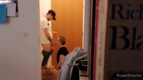 Student Seduces And Fuck Delivery Boy Creampie RedTube