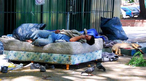 C Mo Se Calcula La Pobreza En Europa Y En Am Rica Latina Infobae