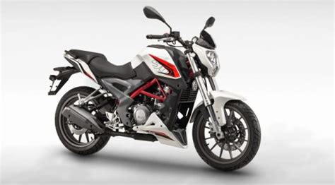 Benelli introduce el BN251 una naked muy económica A la venta por