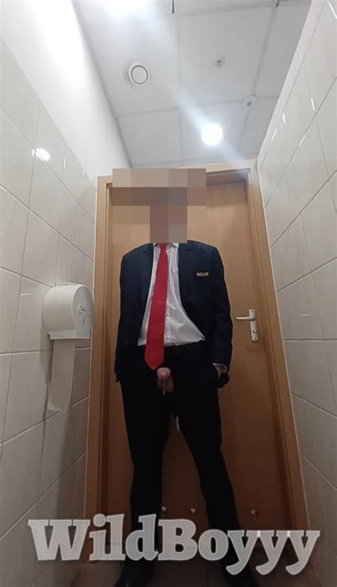 Security Guard Nude Pics XHamster