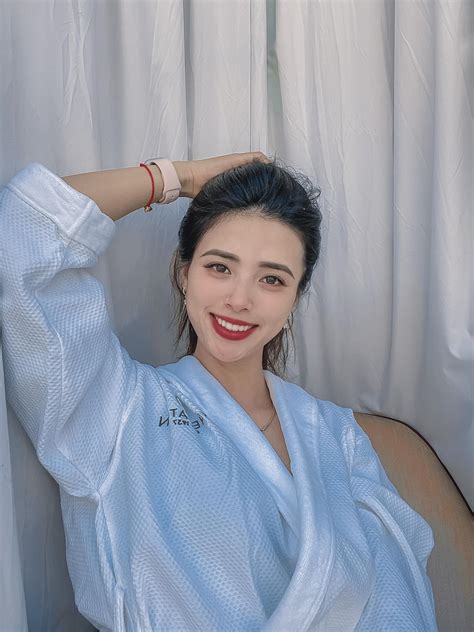 Nữ cung thủ bỏ túi hơn 100 huy chương nhan sắc xinh như hot girl khiến nhiều người mê mẩn