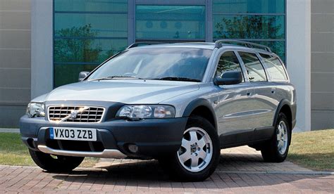 Volvo XC70 Estate Review (2000 - 2007) | Parkers