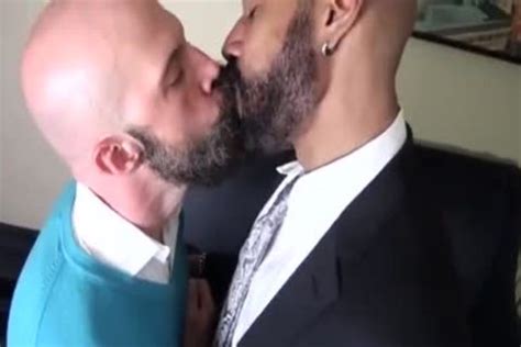 Saul Gay Porn Videos At Boy Tube