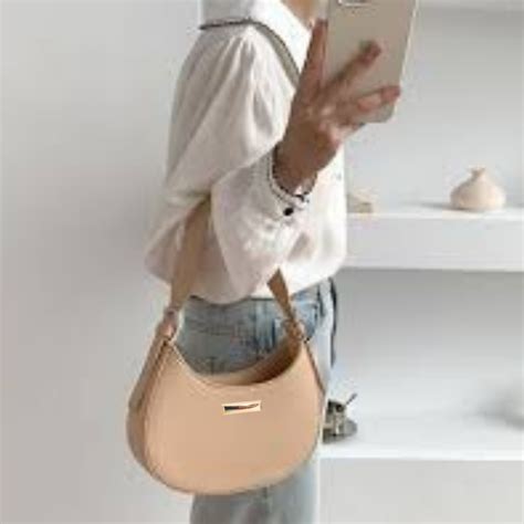 Bolsa Feminina Baguete Meia Lua Nude Al A De Ombro Promo O Shopee Brasil
