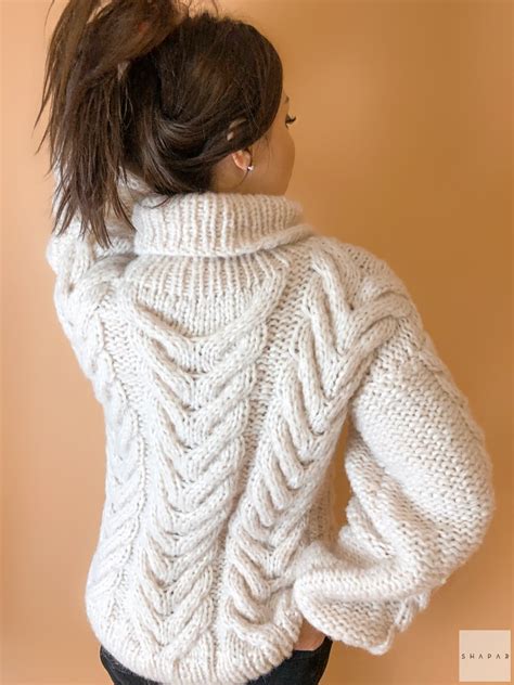 Свитер с аранами - купить в интернет-магазине вязаной одежды Shapar