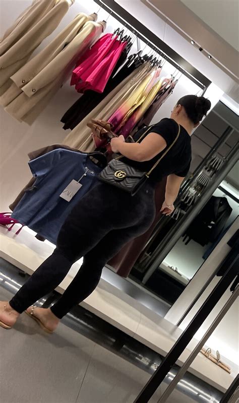 Thick Curvy Voluptuous Latina Oc Spandex Leggings Yoga Pants Forum