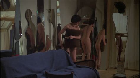 Naked Juliette Binoche In The Unbearable Lightness Of Being