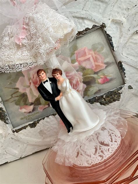 vintage wedding cake topper 5