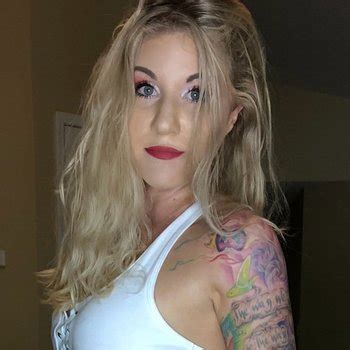 Fiona Raven Babe Page Watch This Adult Model On FreeOnes