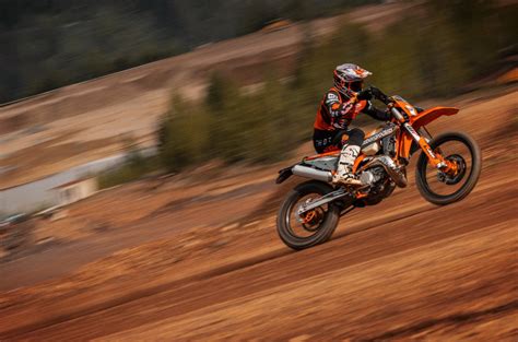 Motorrad Vergleich Ktm Exc Tpi Erzberg Edition Vs Ktm Sx