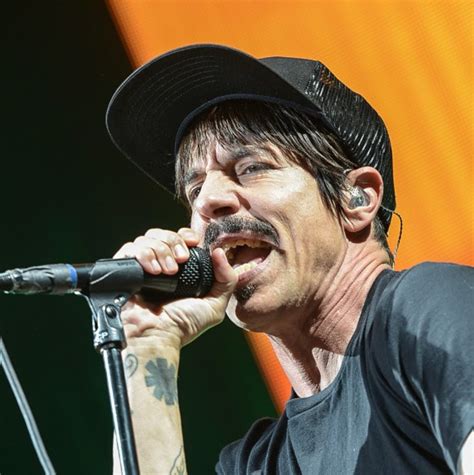 Les Red Hot Chili Peppers de retour à Montréal cet été Hollywoodpq