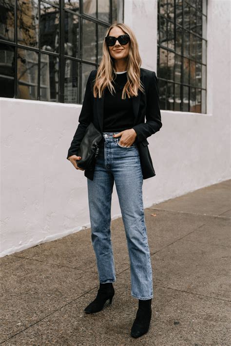 Best Business Casual Jeans Outfits for Women — No Time For Style