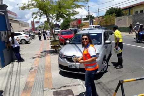 Prefeitura promove campanha de conscientização sobre respeito às vagas