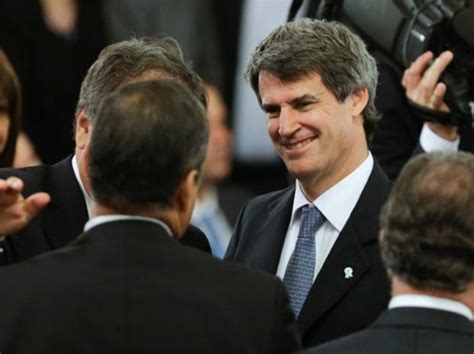 Prat Gay avisó que no habrá un paquete de medidas económicas en los próximos días y no se pone