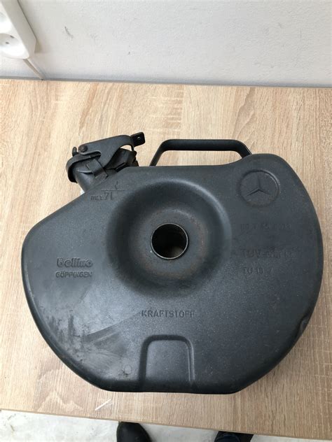 Канистра BELLINO 7л. в запаску 😎 — Mercedes-Benz W123, 2,5 л, 1979 года ...