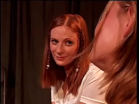 Lindas Lesbianas Delgadas Se Acarician Y Se Masturban Calientes Co Os Calientes Xvideos