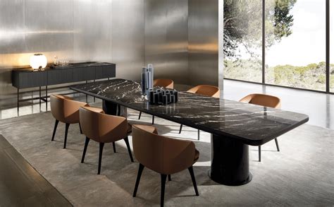 Brady Dining Dining Tables From Minotti Architonic