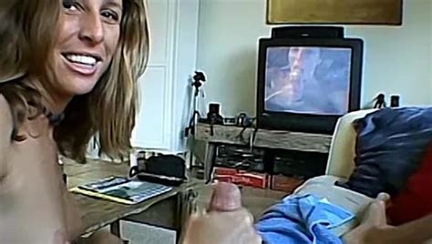 Milf Masturbiert Sich Selbst W Hrend Sie Einen Domina Handjob Gibt Xhamster