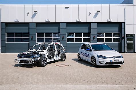 Bare Naked Volkswagen Golf Is A Fully Functional Vehicle Skeleton Autoevolution