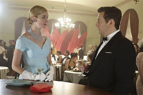 Masters Of Sex Masters Of Sex Photo Caitlin Fitzgerald Michael Sheen Sur Allocin