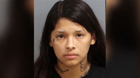 Arrestan A Una Joven Latina De A Os Por El Asesinato De Un Anciano En Un Cementerio Tribuna